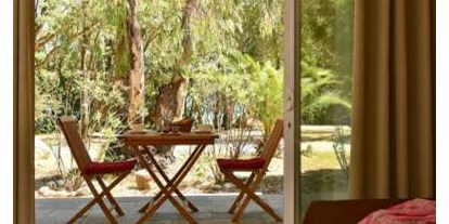 Reisemobilstellplatz - Wohnwagen erlaubt - Frankreich - Mini Villa direkt am Meer Bagheera Korsika - Camping Bagheera