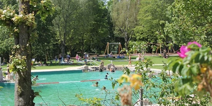 Plaza de aparcamiento para autocaravanas - Mühlheim an der Donau - Wasserspielplatz für die ganz kleinen Gäste - Campinggarten Leibertingen