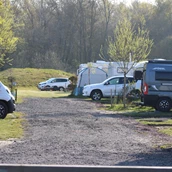 Espacio de estacionamiento para vehículos recreativos - Camping Stal 't Bardehof