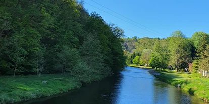 Place de parking pour camping-car - Hotton - Camping de l'Ourthe