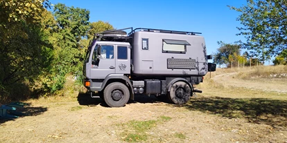 Plaza de aparcamiento para autocaravanas - Bulgaria - Camping Safari