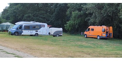 Reisemobilstellplatz - Art des Stellplatz: im Campingplatz - Camping Safari