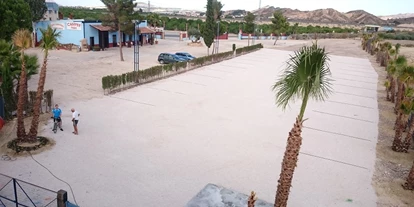 Reisemobilstellplatz - Stromanschluss - Los Baños de Fortuna - Camper Park Casablanca