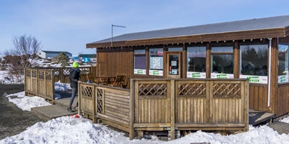 Plaza de aparcamiento para autocaravanas - Islandia - Camping Vogahraun Guesthouse