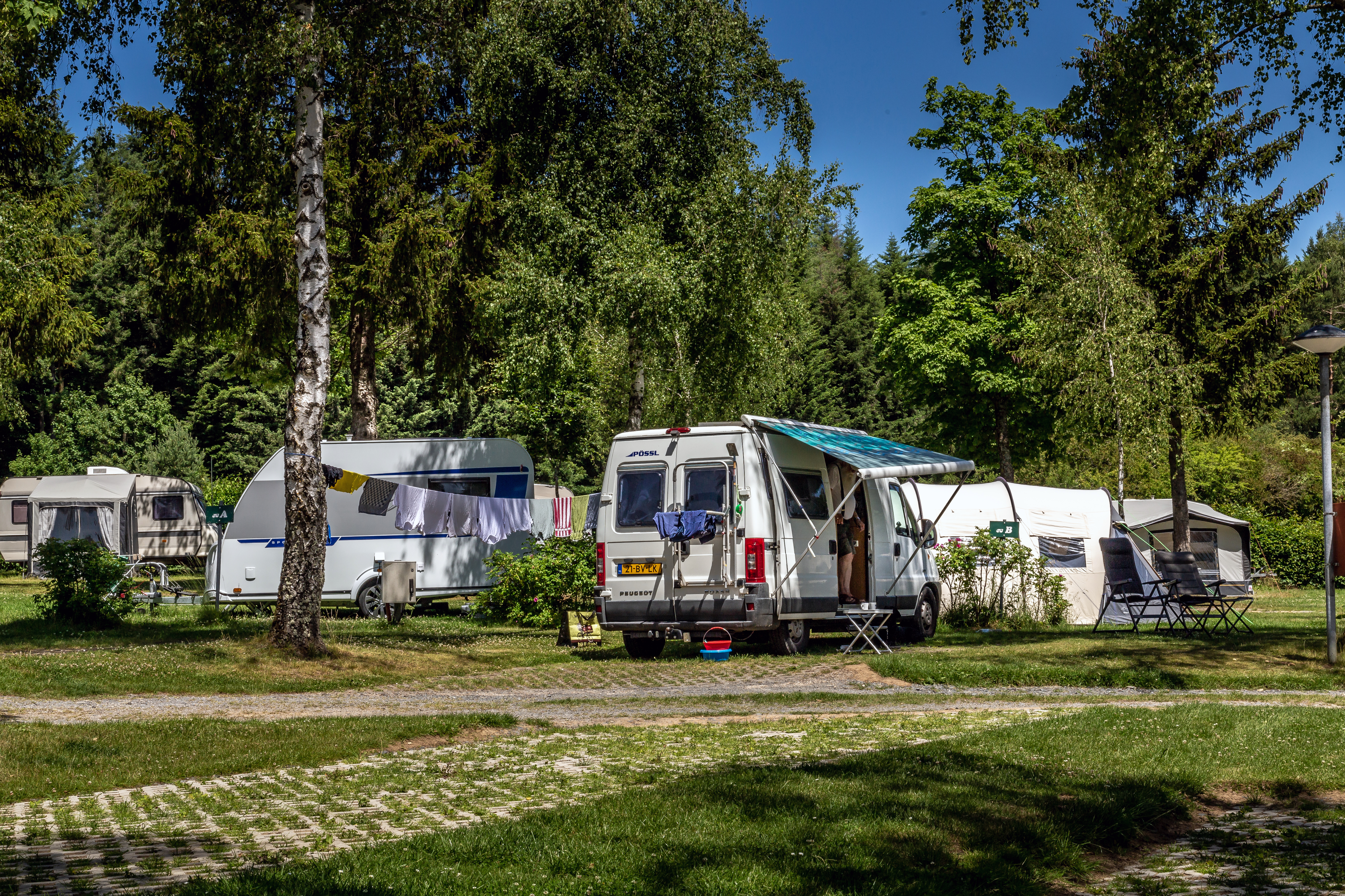 Wohnmobilstellplatz - befestigte Stellplätze im Campingbereich - Camping Auf Kengert