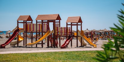 Reisemobilstellplatz - Art des Stellplatz: ausgewiesener Parkplatz - Child playground - MCM Camping