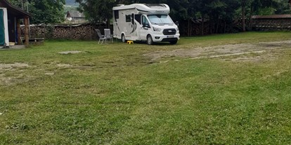 Reisemobilstellplatz - Stromanschluss - Rumänien West - Camping Poieni