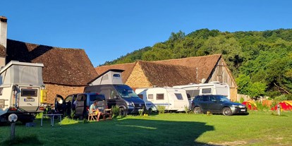 Reisemobilstellplatz - Duschen - Prod - Camping Zori