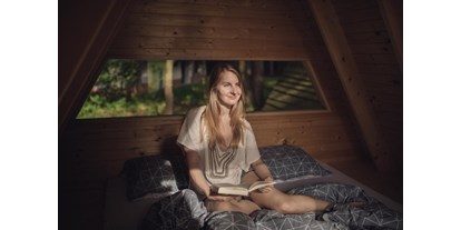 Reisemobilstellplatz - Stromanschluss - Rečica ob Savinji - Our wooden huts 'Forest bed' - Forest Camping Mozirje