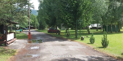 Plaza de aparcamiento para autocaravanas - Kolárovice Korytné 734 - Camping Varin