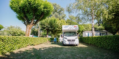 Reisemobilstellplatz - Bademöglichkeit für Hunde - Stellplatz  - Camping Côté Vercors