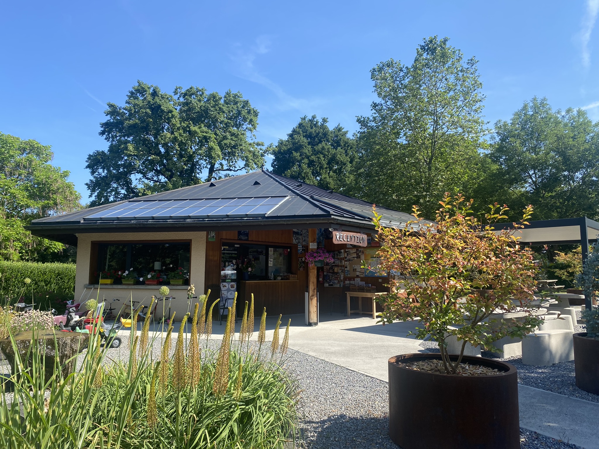 Wohnmobilstellplatz - La réception du camping - Camping Le Chatelet