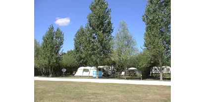 Reisemobilstellplatz - WLAN: am ganzen Platz vorhanden - Buzançais - Le Cormier  Camping d'Obterre