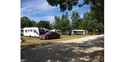 Reisemobilstellplatz - Wohnwagen erlaubt - Buzançais - Le Cormier  Camping d'Obterre