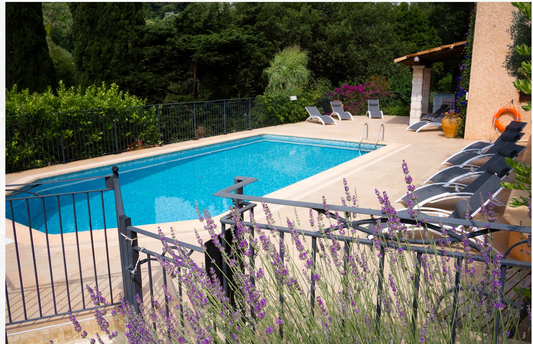 Wohnmobilstellplatz - Camping Le Colombier