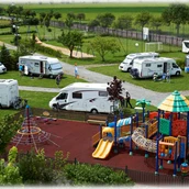 Parkeerplaats voor campers - Camping Oase Praag