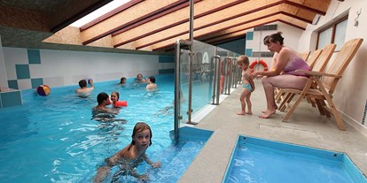 Reisemobilstellplatz - Swimmingpool - Tschechien - Camping Oase Praag