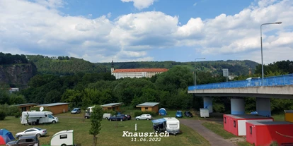 Parkeerplaats voor camper - Verneřice - Kemp Decin