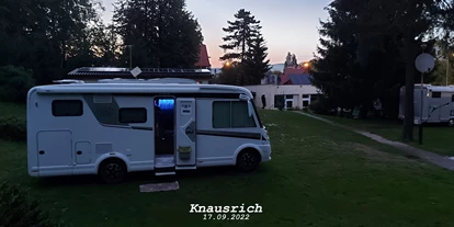 Parkeerplaats voor camper - Rochlitz an der Iser - Auto-Camping Park 130