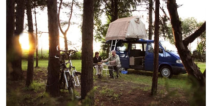 Place de parking pour camping-car - SUP Möglichkeit - Katowice - Camp9 nature campground Poland