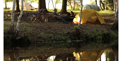 Parkeerplaats voor camper - Art des Stellplatz: bei Sehenswürdigkeit - Katowice - Camp9 nature campground Poland