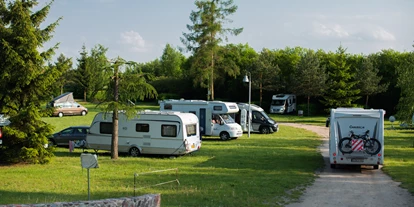 Motorhome parking space - SUP Möglichkeit - Mikołajki - Camping Wagabunda