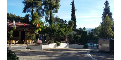 Plaza de aparcamiento para autocaravanas - WLAN: am ganzen Platz vorhanden - Agios Nikolaos - Camping Diana