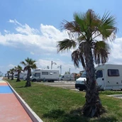 RV parking space - Camper Park Rio Vivo