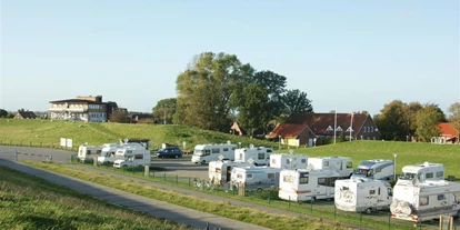 Place de parking pour camping-car - öffentliche Verkehrsmittel - Oberndorf (Landkreis Cuxhaven) - Idyllisch am Elbdeich gelegen - Stellplatz am Elbdeich