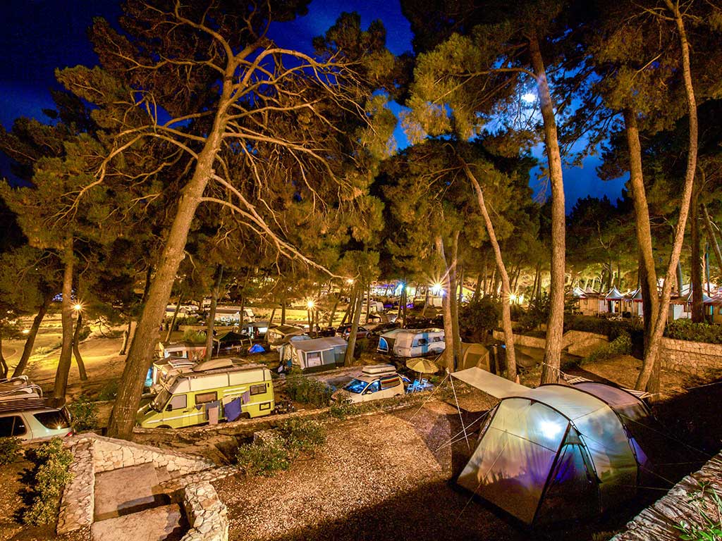 Motorhome parking ground - Campingplatz Village Poljana****