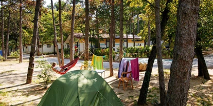 Place de parking pour camping-car - Stromanschluss - Portorož - Camping Village Mare Pineta****