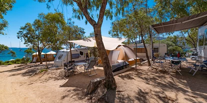 Plaza de aparcamiento para autocaravanas - Umgebungsschwerpunkt: Strand - Palau - Camping Village Capo d’Orso***