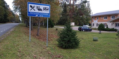 Motorhome parking space - Wohnwagen erlaubt - Estonia East -  Restaurant Lahemaa Kohvikann