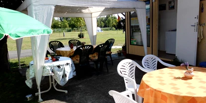 Place de parking pour camping-car - SUP Möglichkeit - Transdanubie du Sud - H+R Mobilcamping Balaton Süd