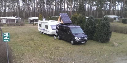 Reisemobilstellplatz - Wohnwagen erlaubt - Prettin - großzügige Spuren für 1 bis 2 Fahrzeuge - Camping Am Großen Lausiger Teich