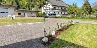 Motorhome parking space - Duschen - Sankt Sebastian (Mariazell) - Stellplatz - Camping-Stellplatz Krenn