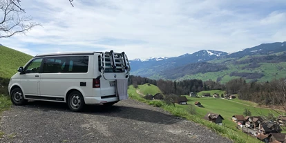 Parkeerplaats voor camper - Grauwasserentsorgung - Alpnach Dorf - Blick Richtung Glaubenberg - Erlebnisbauernhofweid