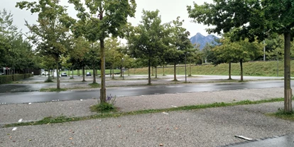 Plaza de aparcamiento para autocaravanas - Art des Stellplatz: vor Campingplatz - Sörenberg - Seefeld Park Sarnen