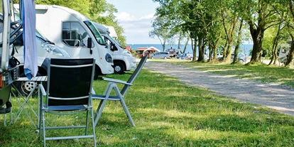 Reisemobilstellplatz - Art des Stellplatz: bei Gewässer - Insel Poel - Sanddornstrand - Wohnmobil- und Wohnwagenstellplätze in der Ostseegemeinde Wittenbeck