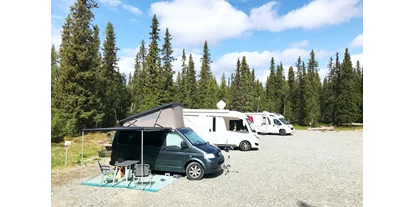 Place de parking pour camping-car - Nord de la Suède - Übersicht Stellplatz - Galå Fjällgård