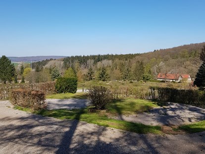 Reisemobilstellplatz - Umgebungsschwerpunkt: am Land - Stellplätze - Wohnmobil- und Campingpark Ambergau