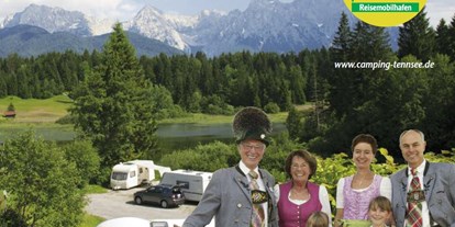Reisemobilstellplatz - Stromanschluss - Im Hotel bin ich Gast, im Caravan bin ich Zuhause. - Alpen-Caravanpark Tennsee