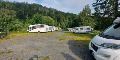 Place de parking pour camping-car - Duschen - Sachsen-Anhalt Süd - Wohnmobilstellplatz Ilsetal