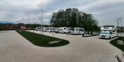 Plaza de aparcamiento para autocaravanas - Serbia - Parking - Camping Vrnjacko vrelo