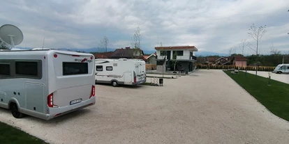 Plaza de aparcamiento para autocaravanas - Serbia - Parking - Camping Vrnjacko vrelo