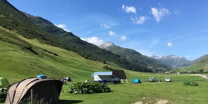 Motorhome parking space - Wohnwagen erlaubt - Oberwald (Obergoms) - Gotthard Camping Andermatt