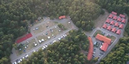 Plaza de aparcamiento para autocaravanas - Art des Stellplatz: bei Gaststätte - Palanga - Palanga Camping Compensa