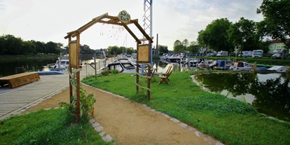 Reisemobilstellplatz - Umgebungsschwerpunkt: Fluss - Stadtmarina Brandenburg