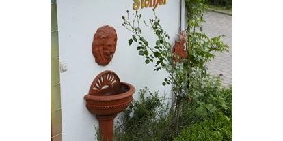 Reisemobilstellplatz - Entsorgung Toilettenkassette - Schützing (Riegersburg) - Südsteirisches Hügelland Wandern am 5 Elementeweg Nähe Gnas