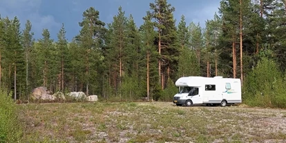 Reisemobilstellplatz - Wohnwagen erlaubt - Överturingen - Nederhögen Vildmarkscenter Camping, Vandrahem, Konferensgård, Café